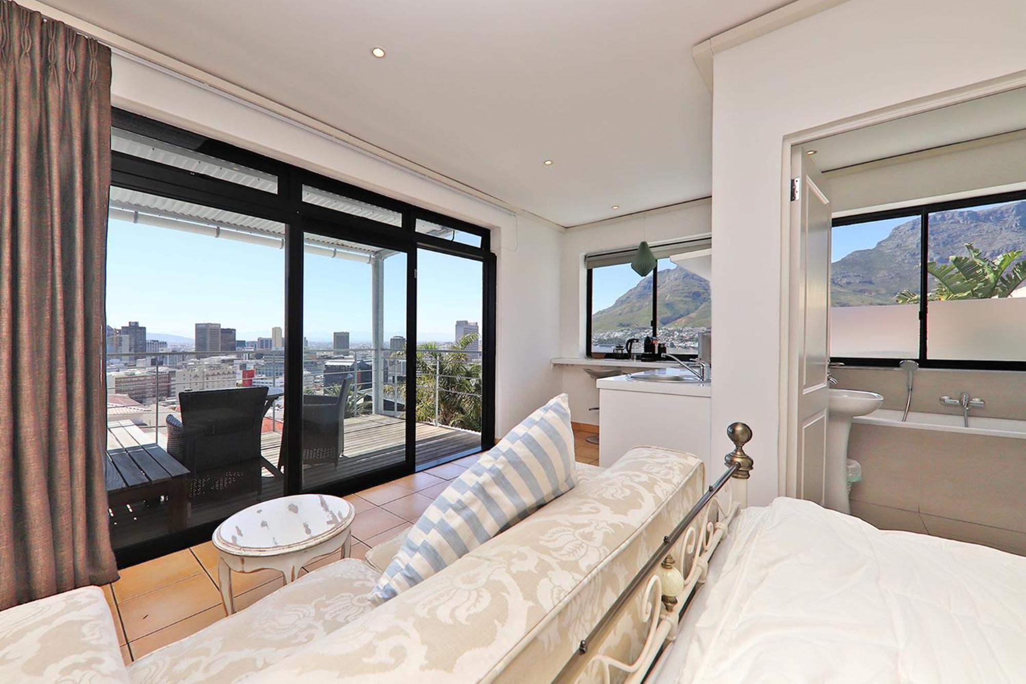 Apartment 8 On Upper Bloem